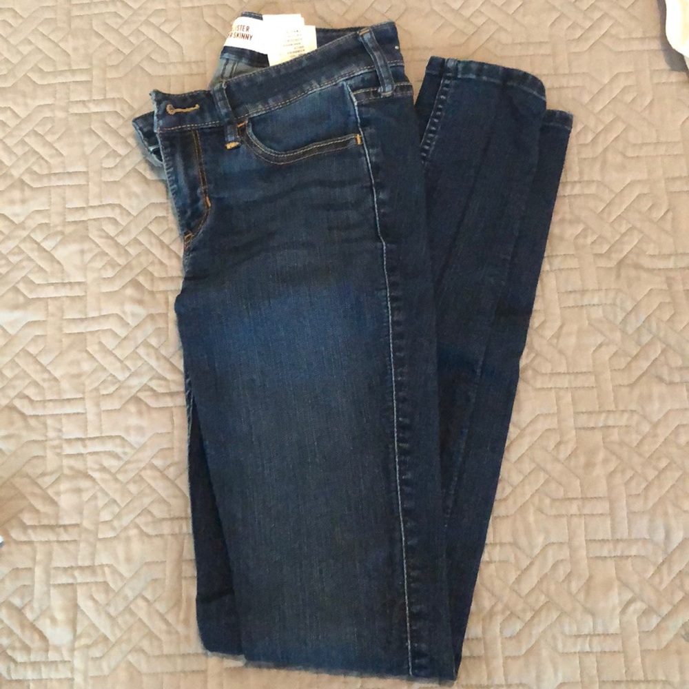 Dark wash skinny jeans